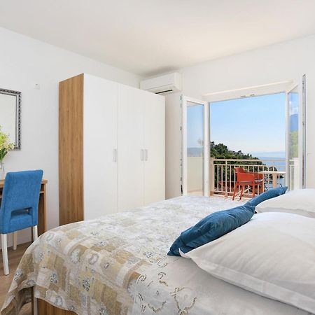 Apartments By The Sea Brela, Makarska - 6688 Δωμάτιο φωτογραφία