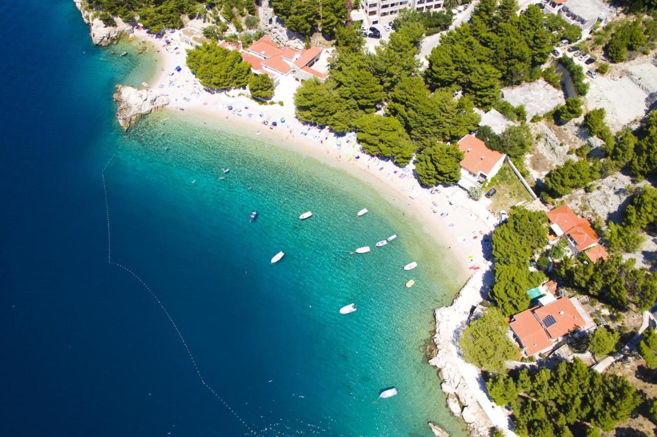 Apartments By The Sea Brela, Makarska - 6688 Εξωτερικό φωτογραφία