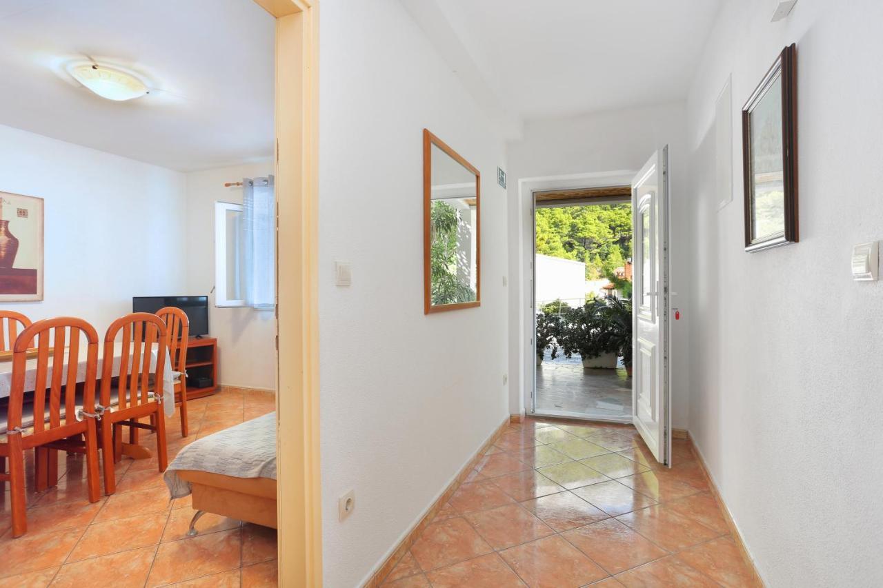 Apartments By The Sea Brela, Makarska - 6688 Εξωτερικό φωτογραφία