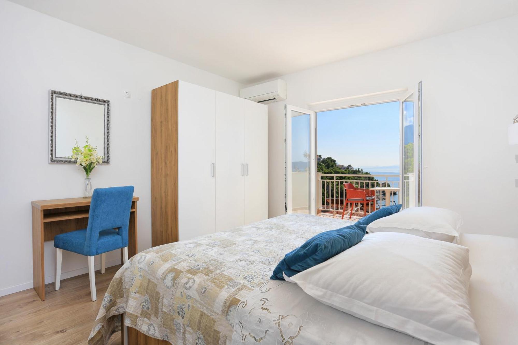 Apartments By The Sea Brela, Makarska - 6688 Δωμάτιο φωτογραφία