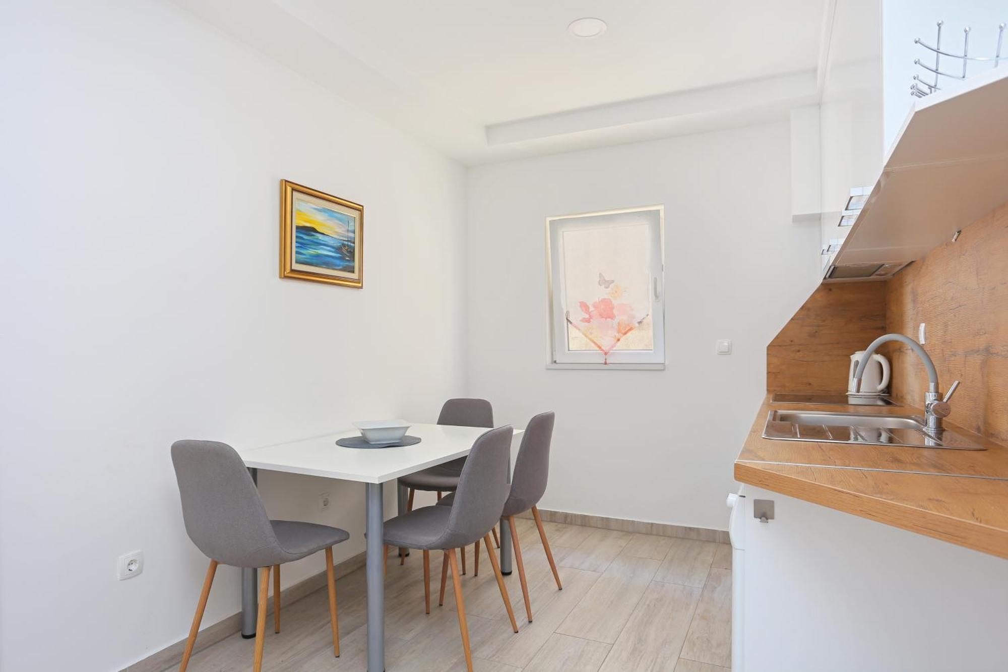 Apartments By The Sea Brela, Makarska - 6688 Δωμάτιο φωτογραφία